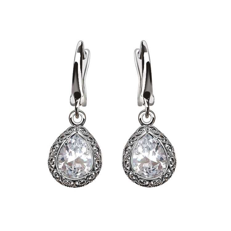 Silver earrings with K2 2087 zircons