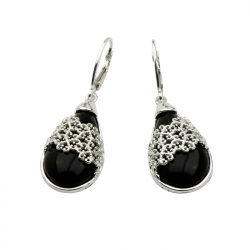 Silver earrings with K 1687 Onyx
