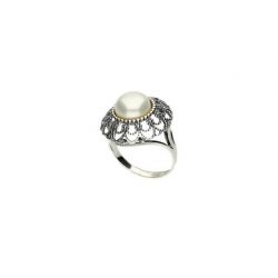 Srebrny oksydowany pierścionek z perłą PK 1726