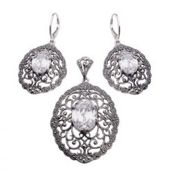 Silver earrings with K 996 zircons